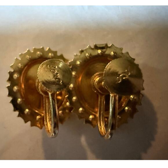 Vintage Signed CORO Cameo Earrings Screw Back Rhinestone - Picture 2 of 4